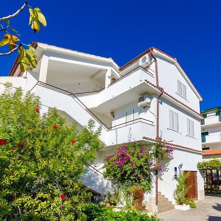 Apartments Anica J 洛帕 外观 照片