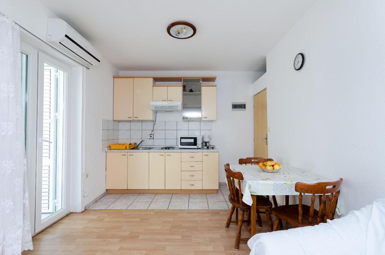Apartments Anica J 洛帕 外观 照片