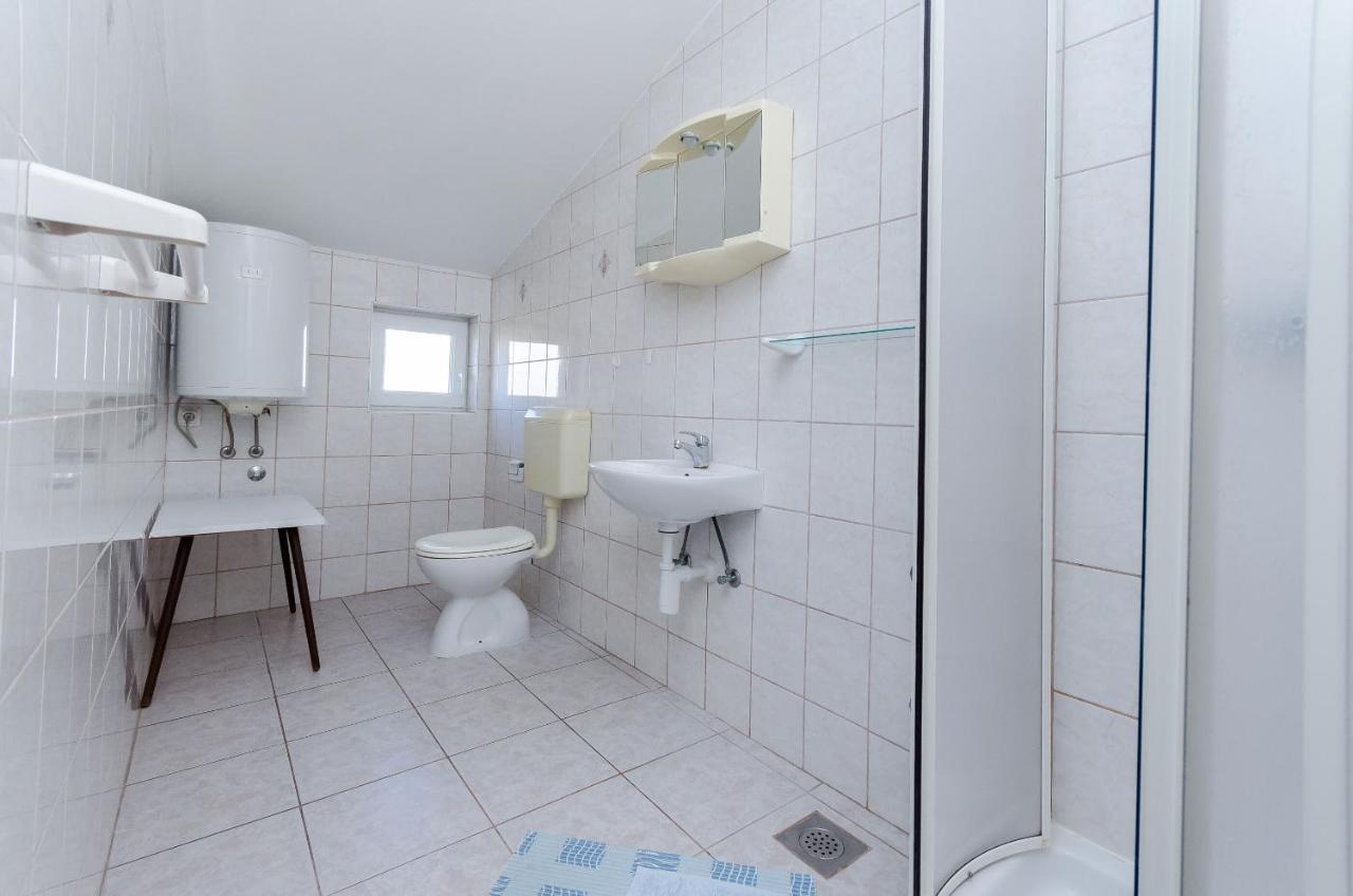 Apartments Anica J 洛帕 外观 照片