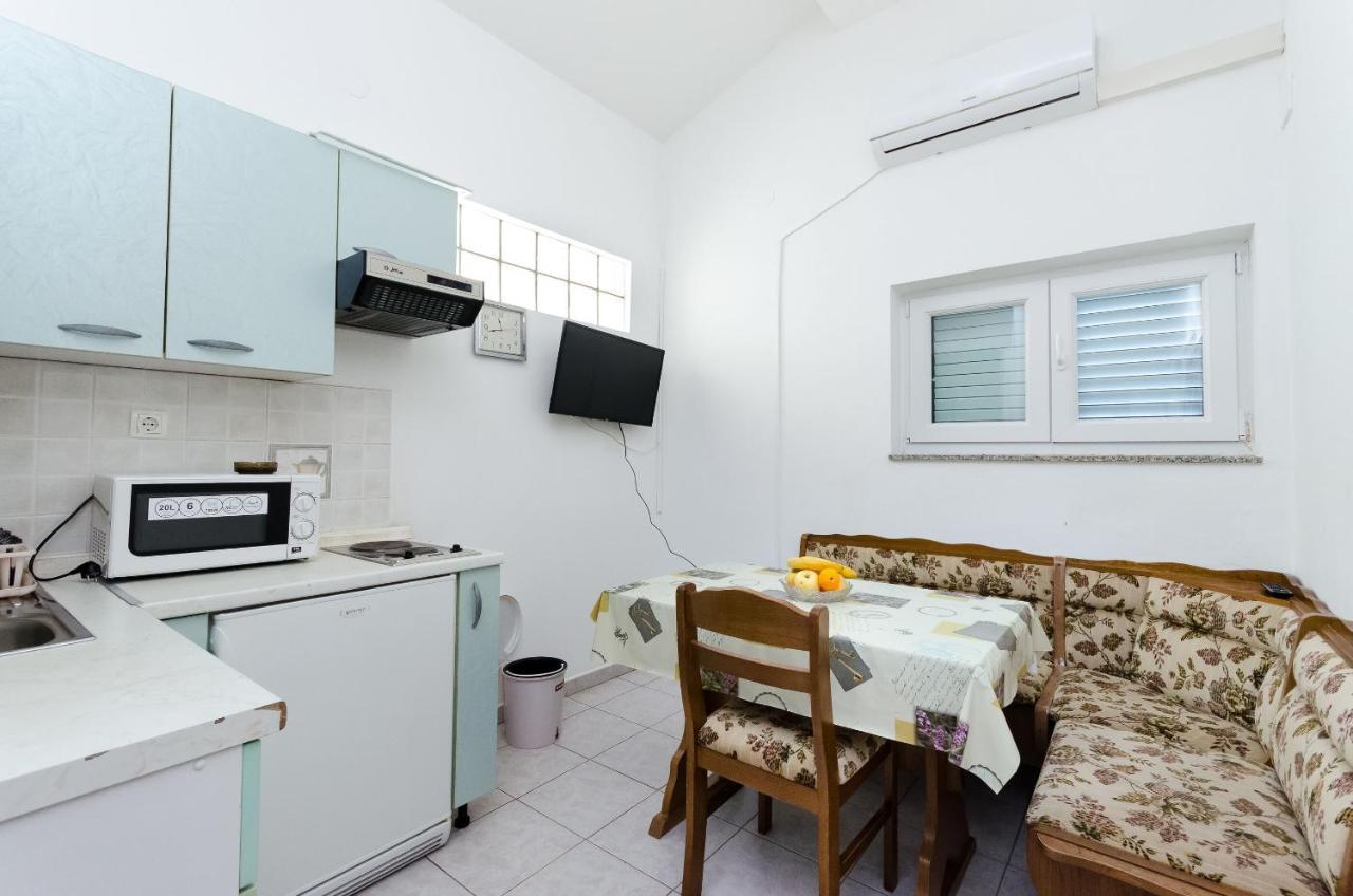 Apartments Anica J 洛帕 外观 照片