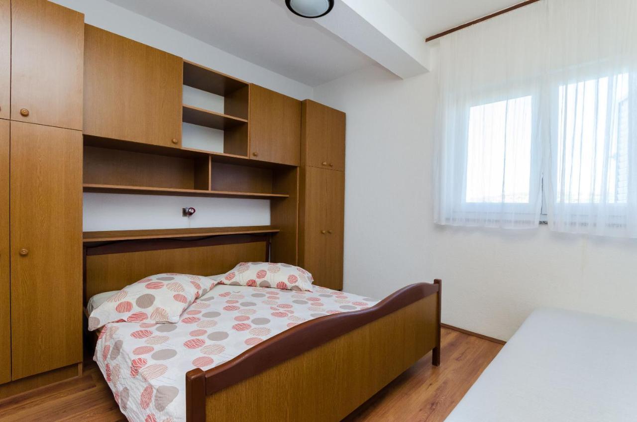 Apartments Anica J 洛帕 外观 照片